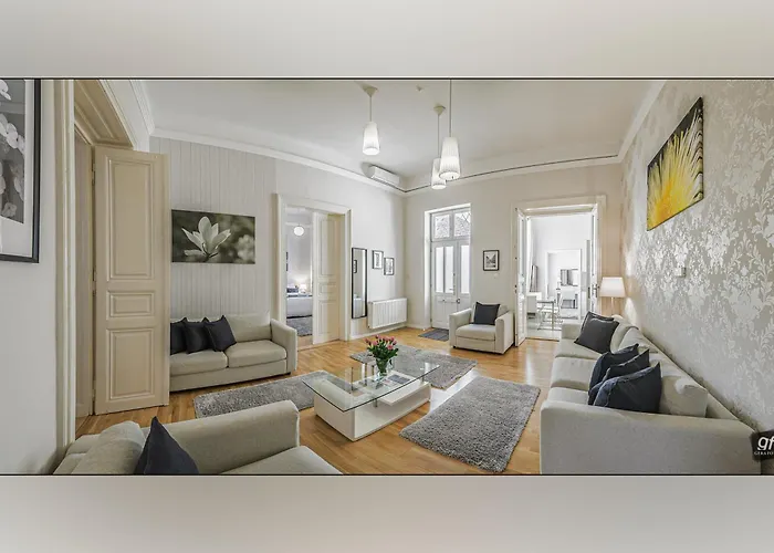 4 Bedrooms 4 Bathrooms Luxury In Centre Lejlighed Budapest