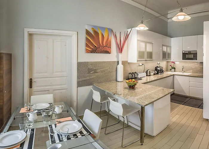 Daire 4 Bedrooms 4 Bathrooms Luxury In Centre Budapeşte