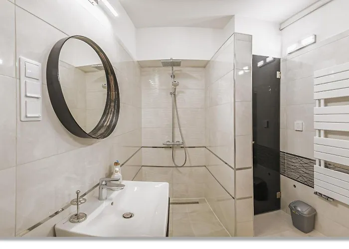 4 Bedrooms 4 Bathrooms Luxury In Centre Daire *